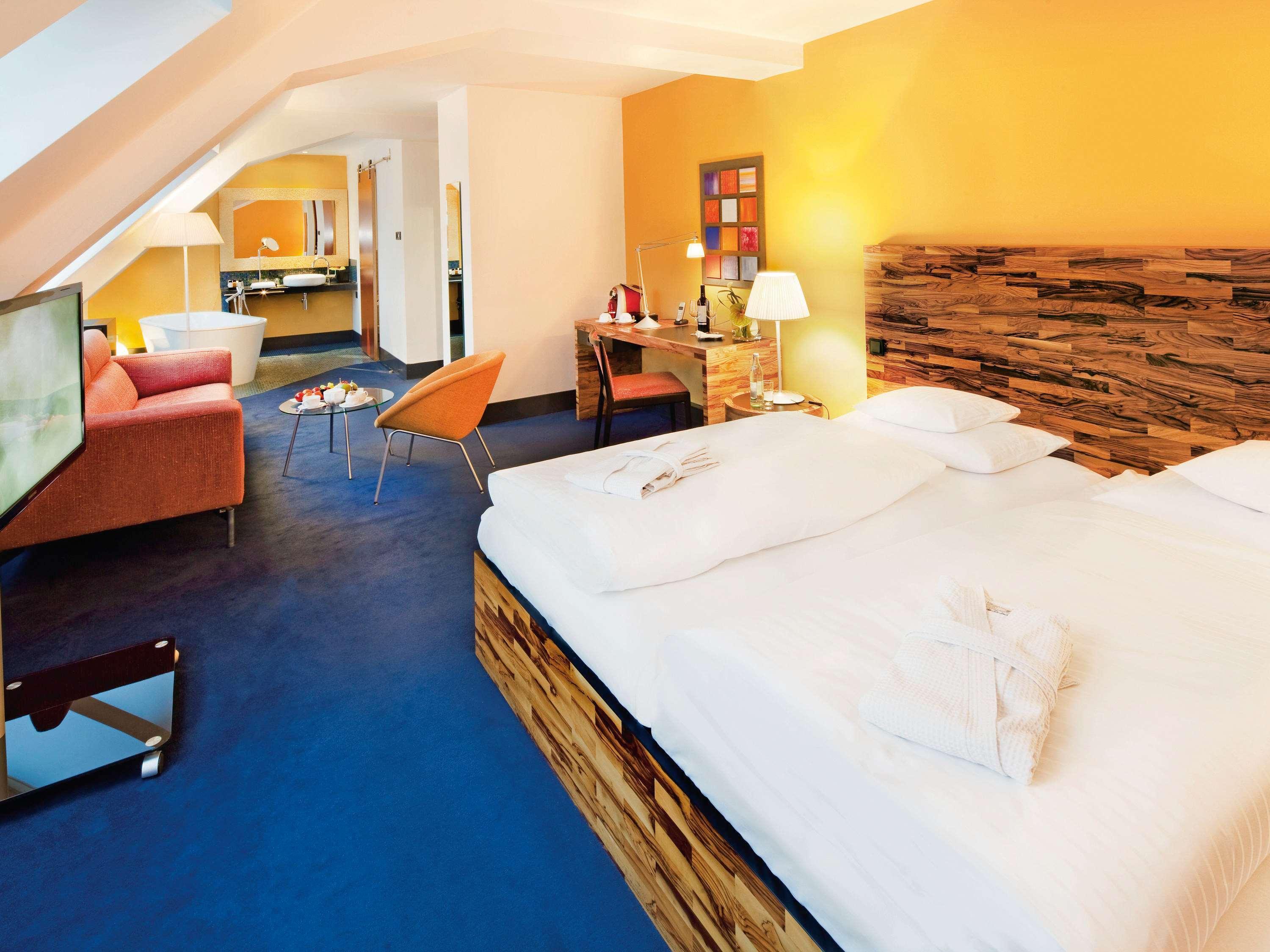 Hotel Moevenpick Am Potsdamer Platz 4*