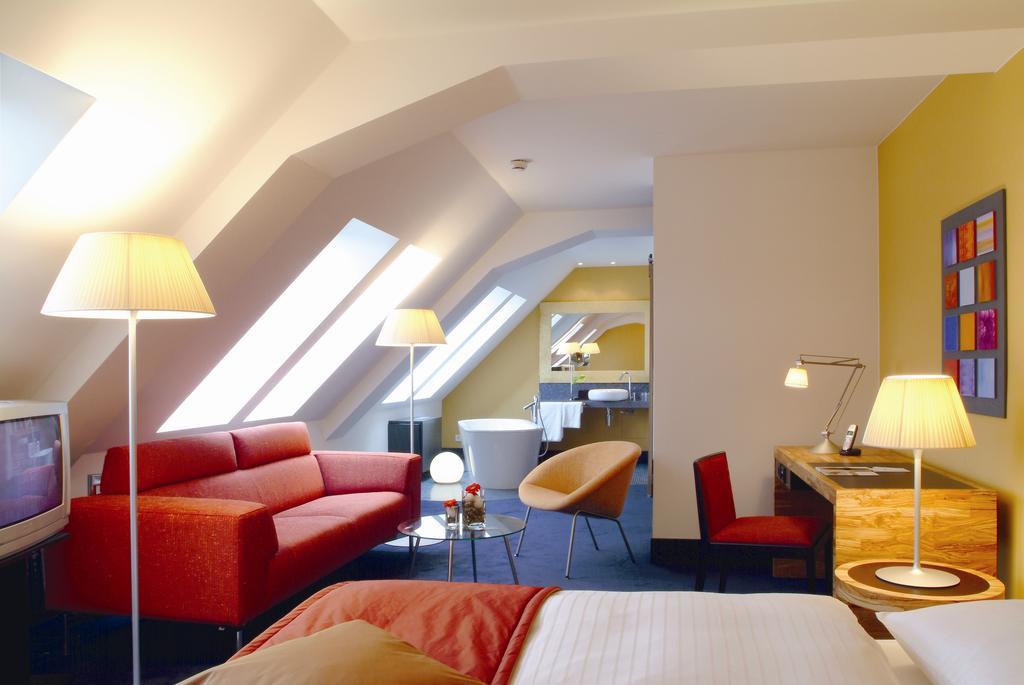 Hotel Moevenpick Am Potsdamer Platz 4*